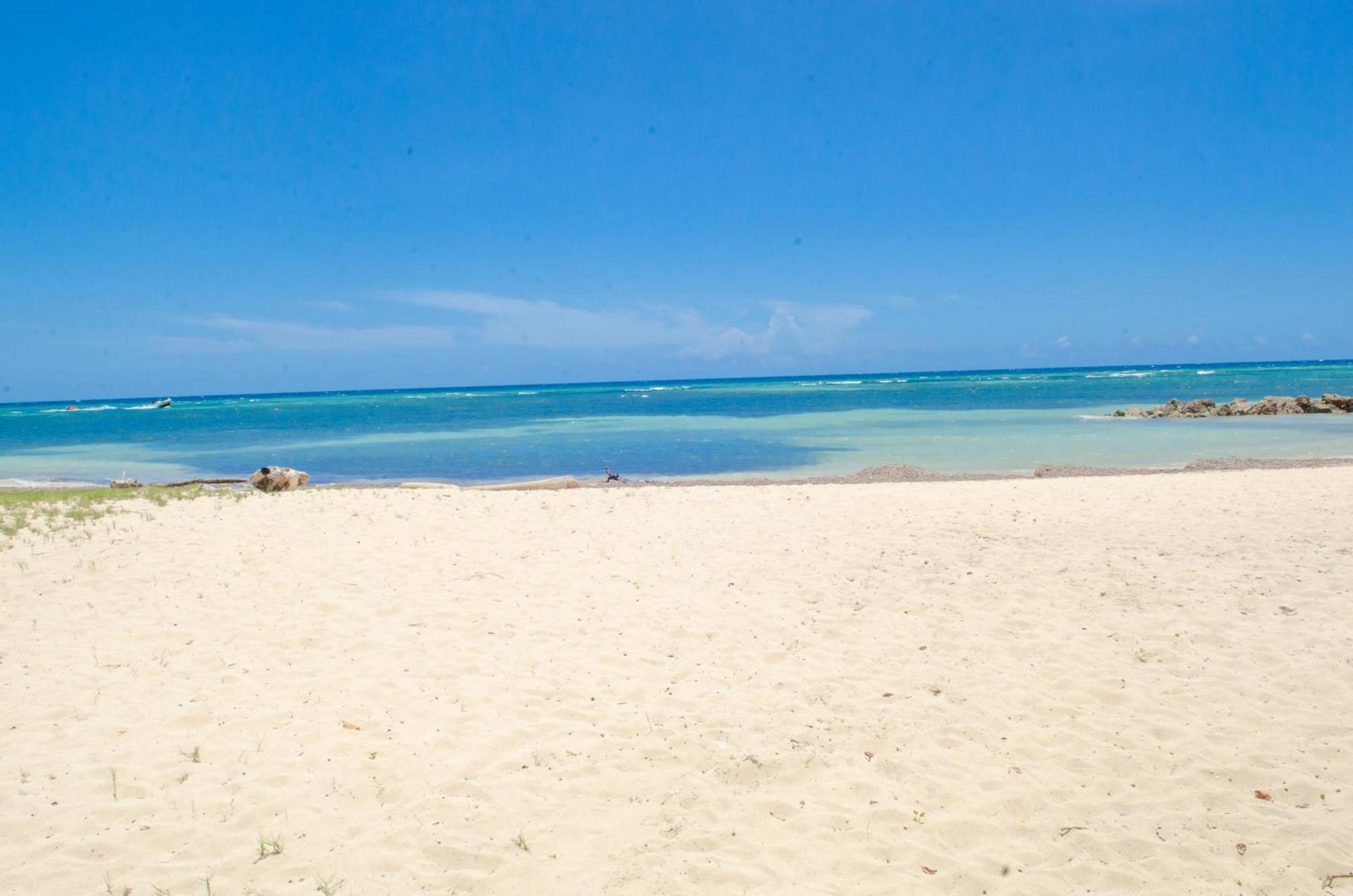 Marriott Seacastles E22, Montego Bay Aparthotel Exterior photo